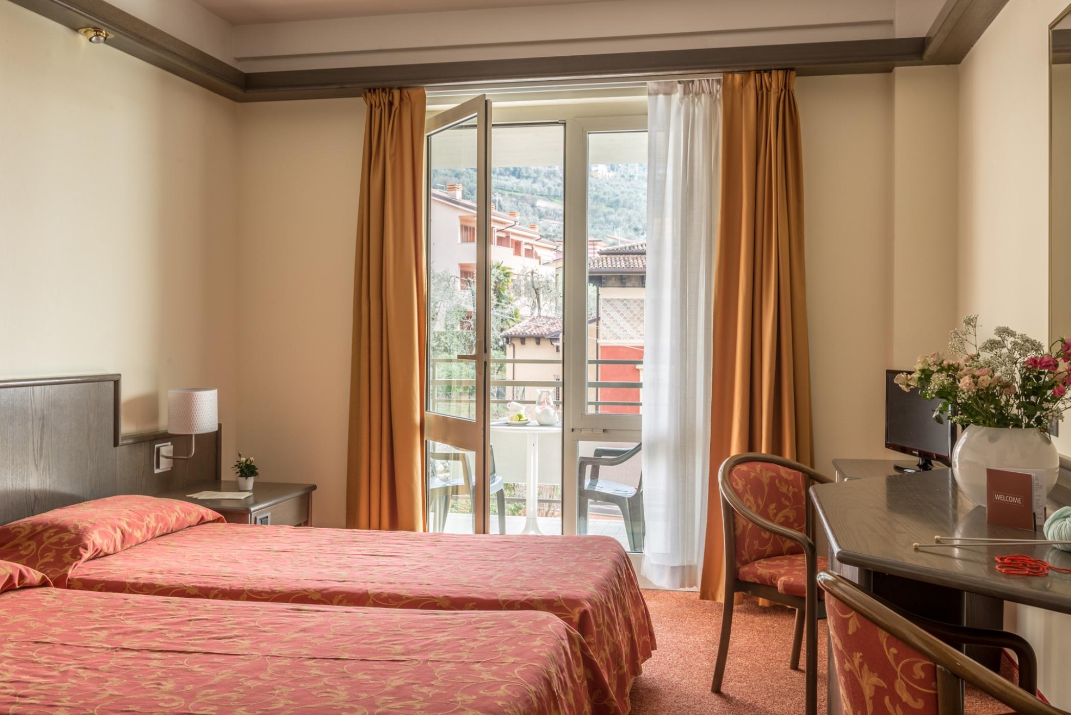 Hotel Drago Brenzone Extérieur photo